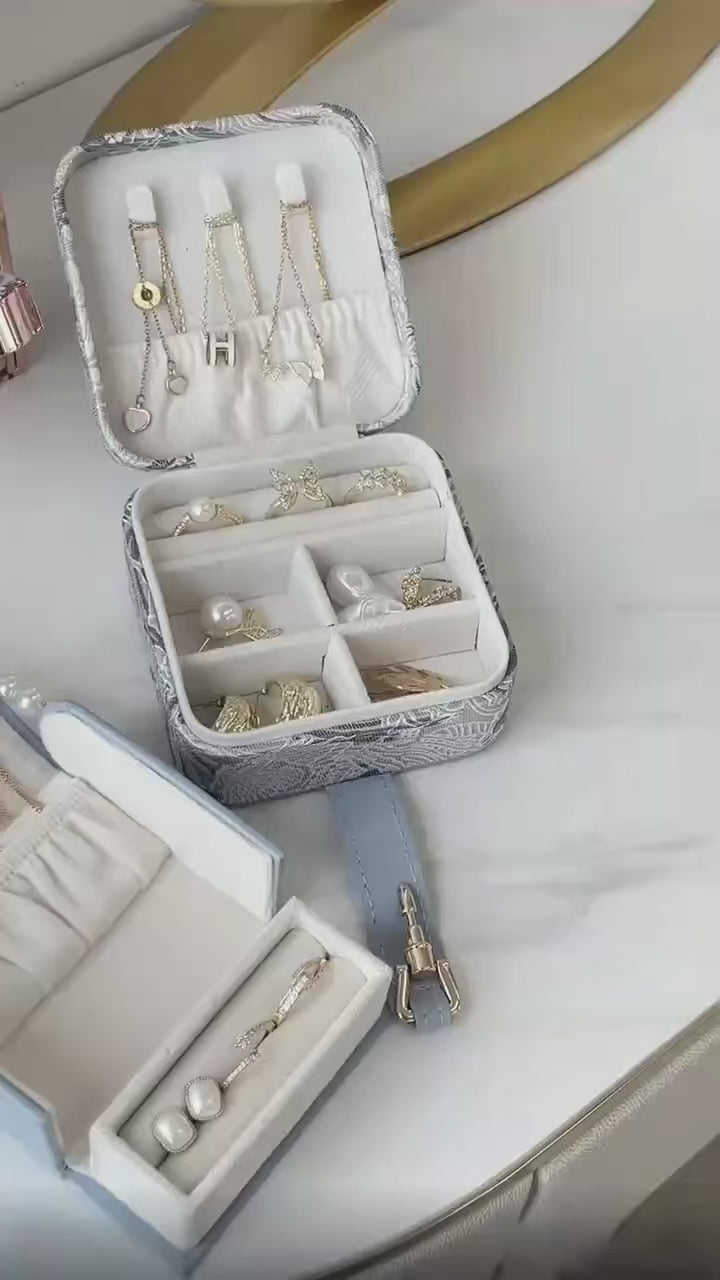 Patterned PU Leather Travel Jewelry Box for Women – Portable Organizer Case